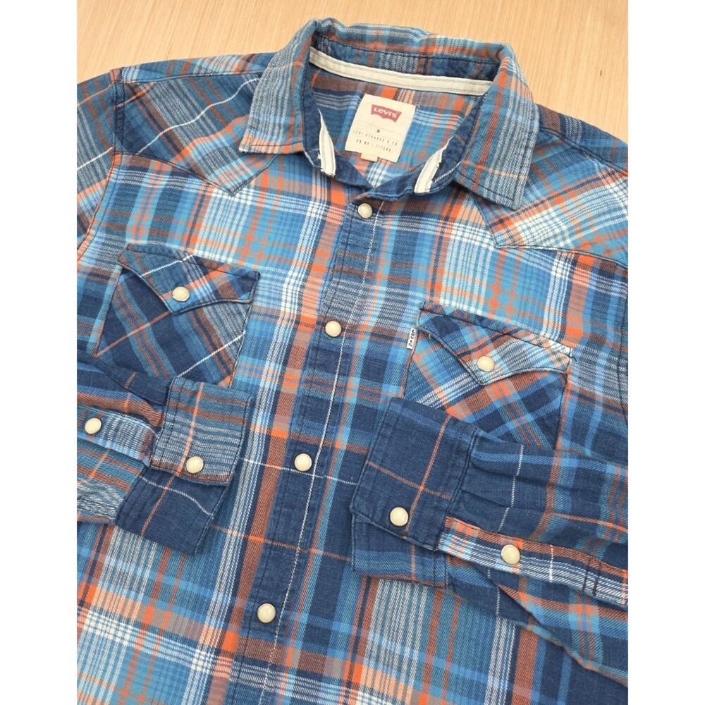 Levi Men’s Medium Button Up Pearl Snap Blue Plaid Western Long Sleeve Flannel